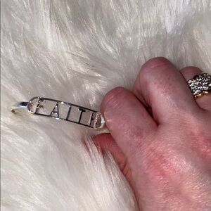 New without tags statement bracelet